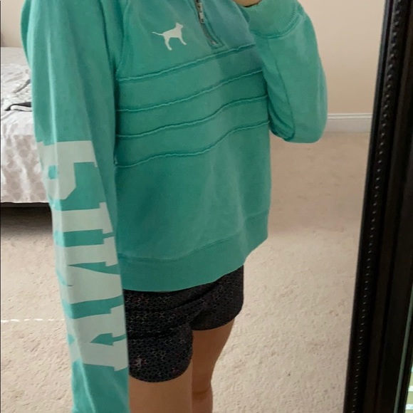 VS PINK pullover - Picture 2 of 6